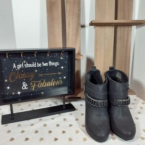 🔥3/$70 🎉S-HP🎉 JustFab "Riglyn" Women's Ankle Boots